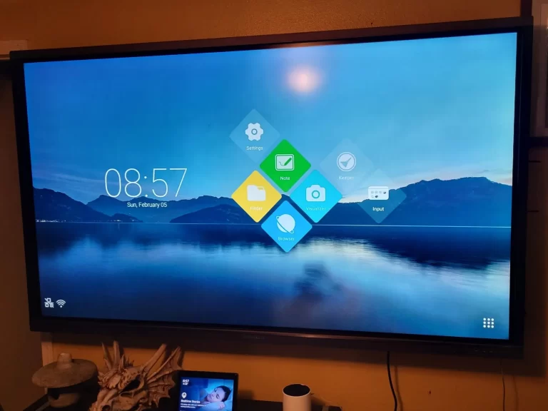 86" Boxlight 4K Interactive Display Android Menu