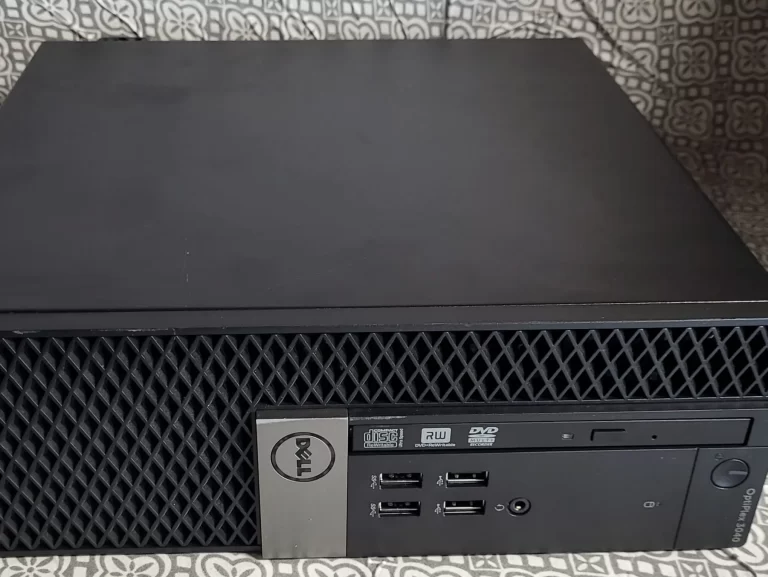 Dell Optiplex 3040 Small Form Factor Desktop Horizontal View Dell Optiplex 3040 Small Form Factor Desktop Horizontal View