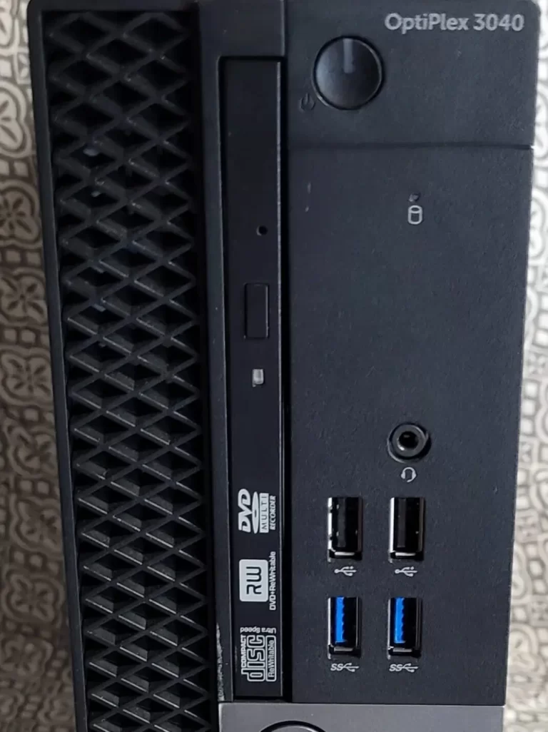 Dell Optiplex 3040 Small Form Factor Desktop Front View Dell Optiplex 3040 Small Form Factor Desktop Front View