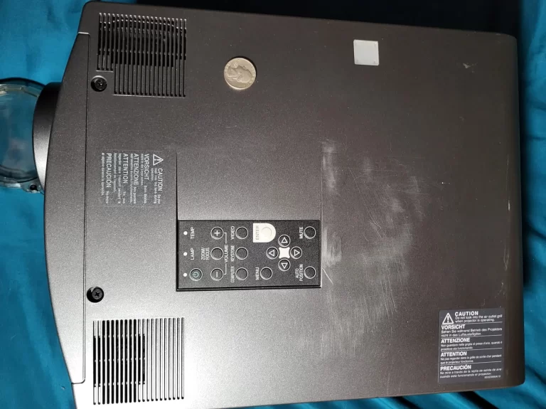 Mitsubishi X490U Projector bottom view Mitsubishi X490U Projector bottom view