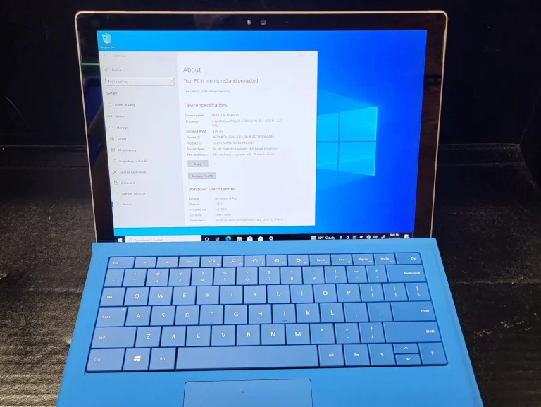 Microsoft Surface pro 4 Tablet 256GB with keyboard Microsoft Surface pro 4 Tablet 256GB with keyboard