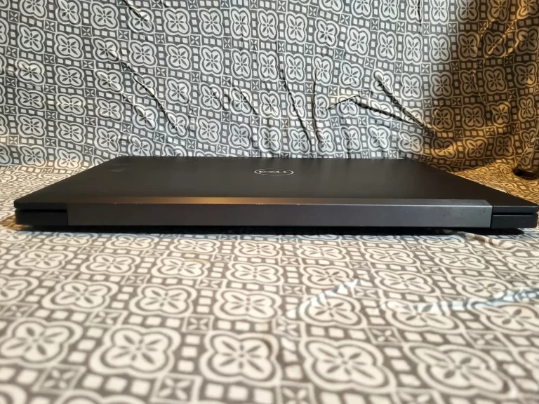 Dell Latitude 7480 Laptop 256GB SSD, Intel I7 Processor, 32GB Ram back view