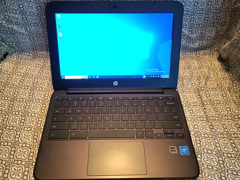 HP Chromebook 11 G4 EE, HP Chromebook 11 G5 with windows 10 HP Chromebook 11 G4 EE, HP Chromebook 11 G5 with windows 10