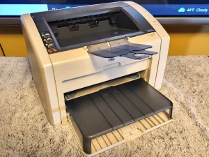 HP LaserJet 1022 Printer full view