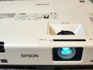 Epson H471A PowerLite 1945w WXGA 3LCD Projector Full View