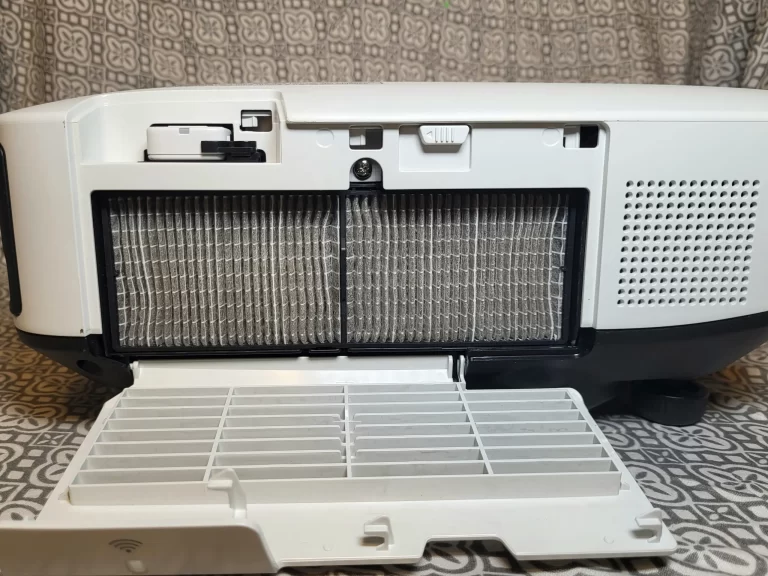 Epson PowerLite 1985WU Projector Side Filter View Epson PowerLite 1985WU Projector Side Filter View