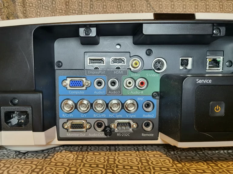EPSON PowerLite 4770W WXGA Large Venue Projector Ports EPSON PowerLite 4770W WXGA Large Venue Projector Ports