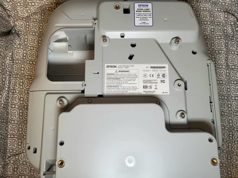 Epson PowerLite 470 Projector Bottom View Epson PowerLite 470 Projector Bottom View