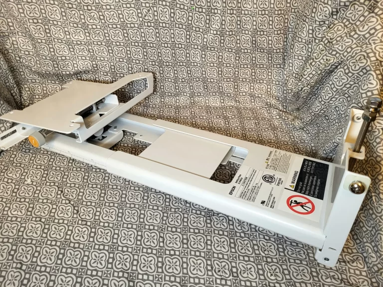 Epson PowerLite 470 Projector Cieling Attachment View One Epson PowerLite 470 Projector Cieling Attachment View One