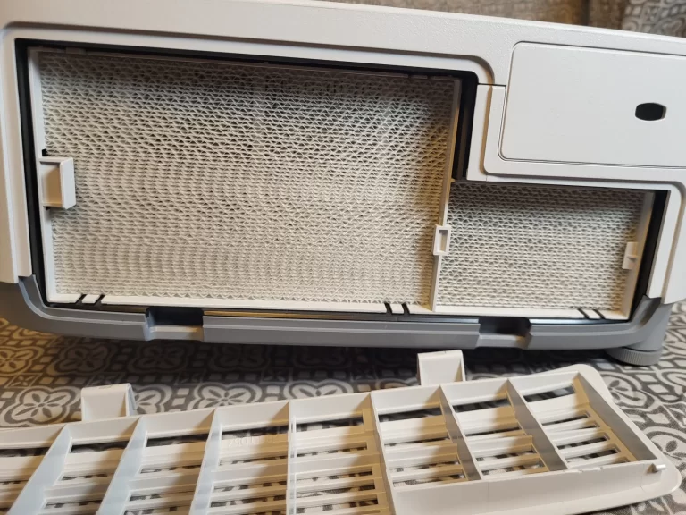 NEC P350W Projector Filter Side View NEC P350W Projector Filter Side View
